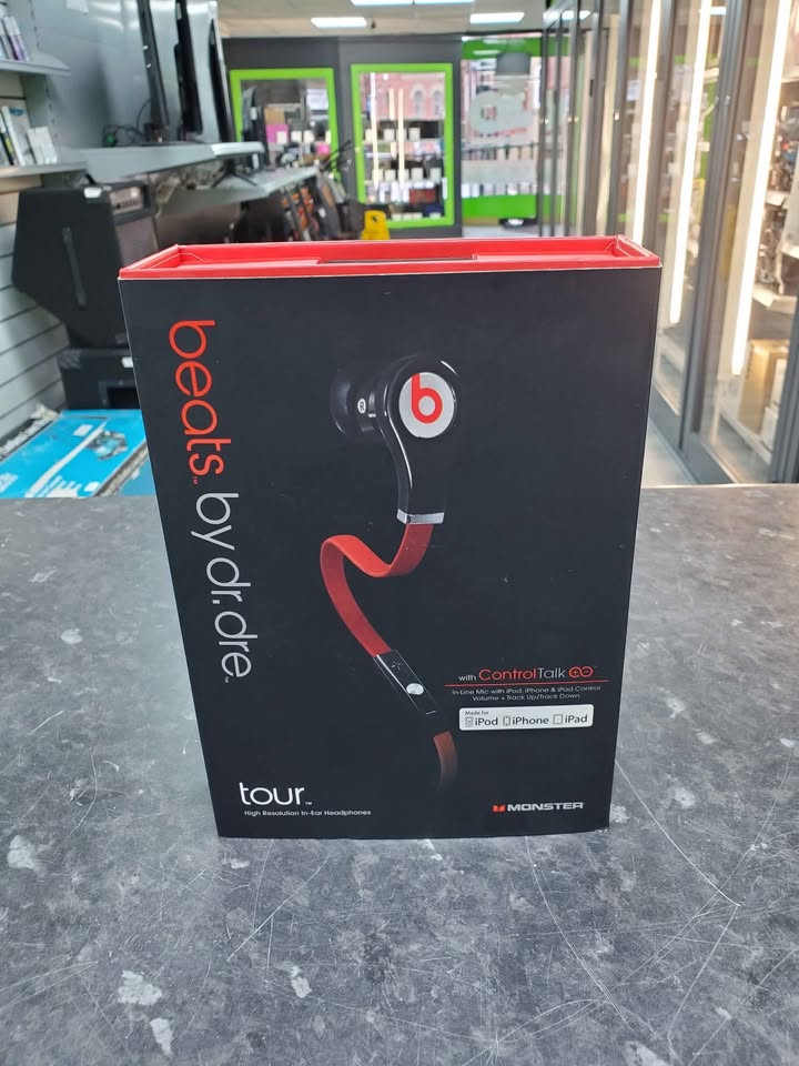 Like New Beats Beats by Dre Tour Earphones * NEW - Own4Less